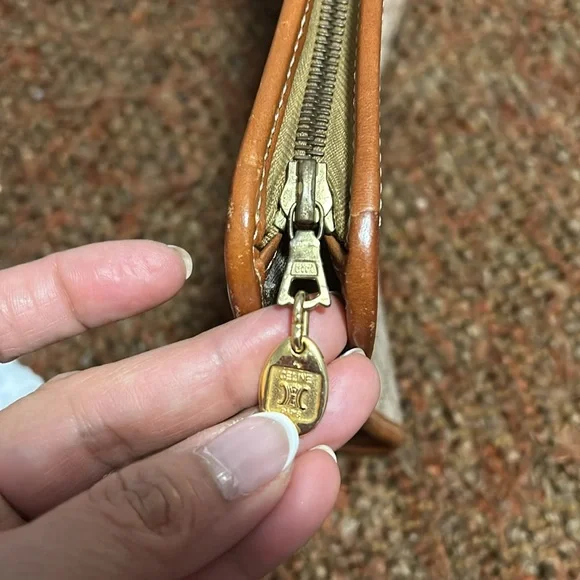 SOLD❤️Authentic Vintage Celine Macadam Small clutch - Picture 9 of 15